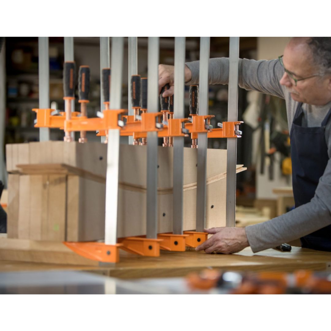 Deep-Reach Throat Bar Clamps
